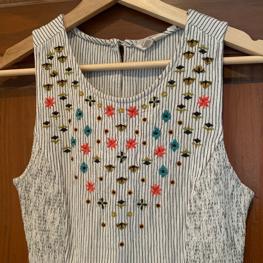 FAT FACE Embroidered dress - Size 6